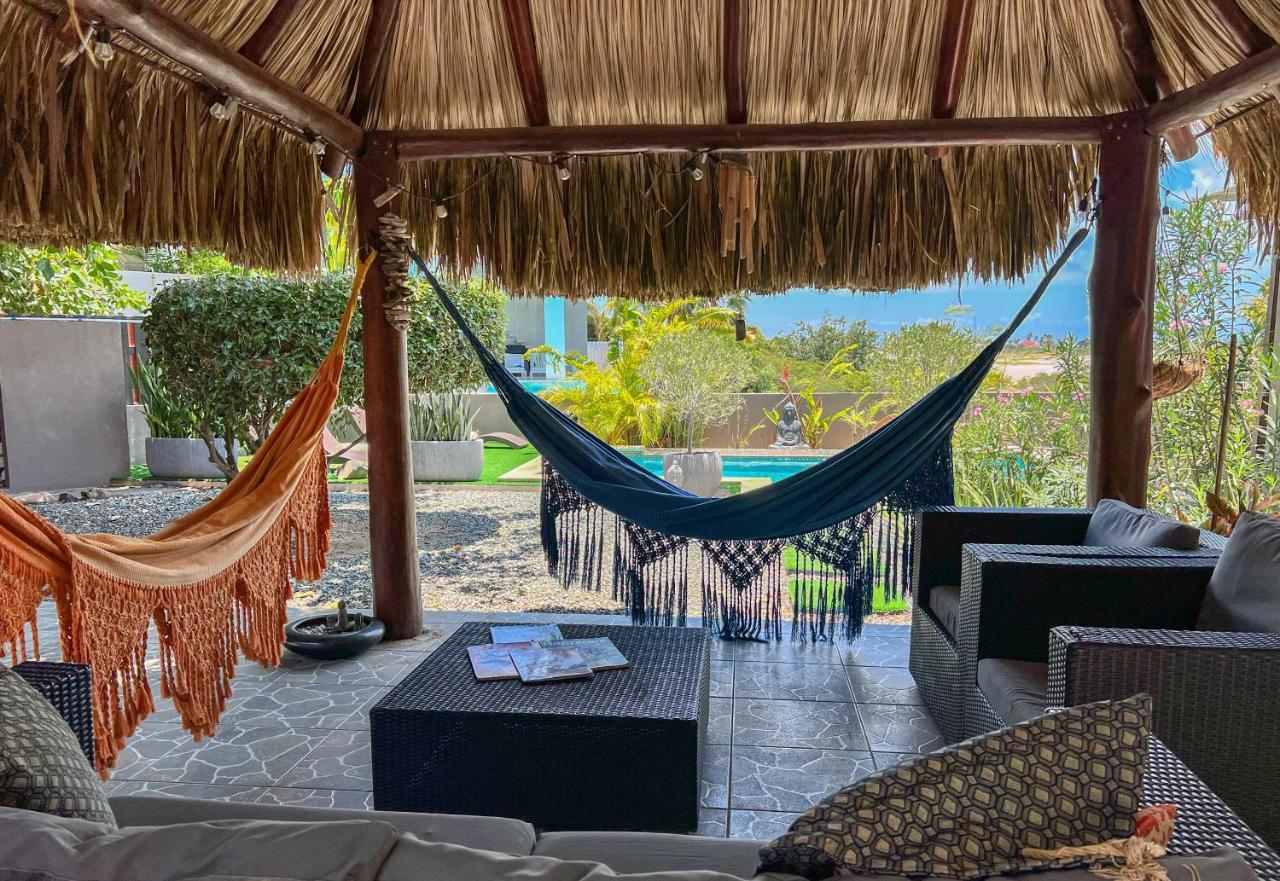 Lama Y Solo Unique Private Room Walking Distance To The Beach Palm Beach Eksteriør billede